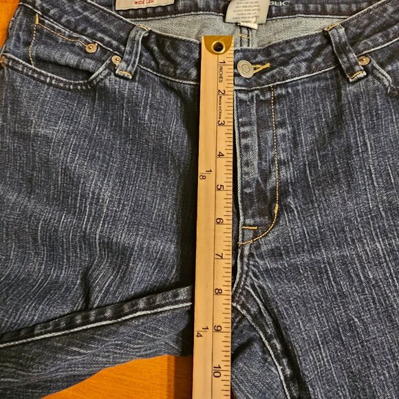 Banana Republic Urban Wide Leg Jeans, Size 10P - Picture 4 of 10